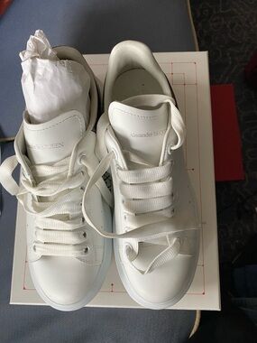 Alexander McQueen White Leather Lace-Up Sneakers
